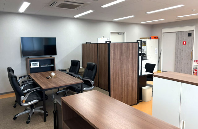 鹿児島市谷山港倉庫・事務所